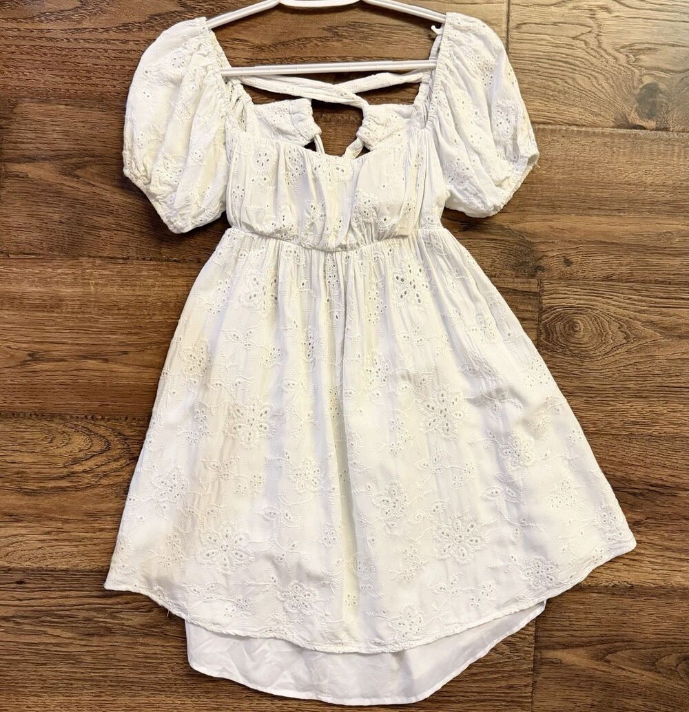 Sky to Moon White Eyelet Mini Dress Size S Puff Sleeve Open Back Cottagecore